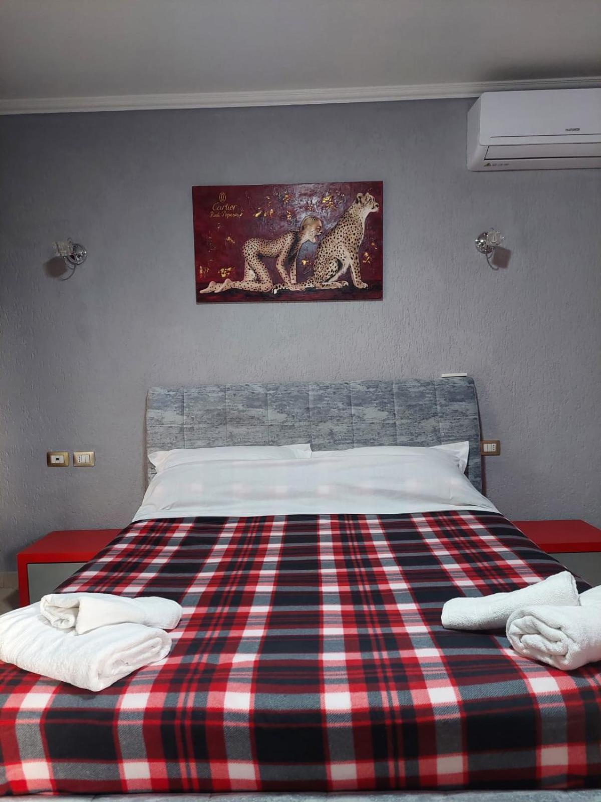 Gex Guest House 地拉那 外观 照片