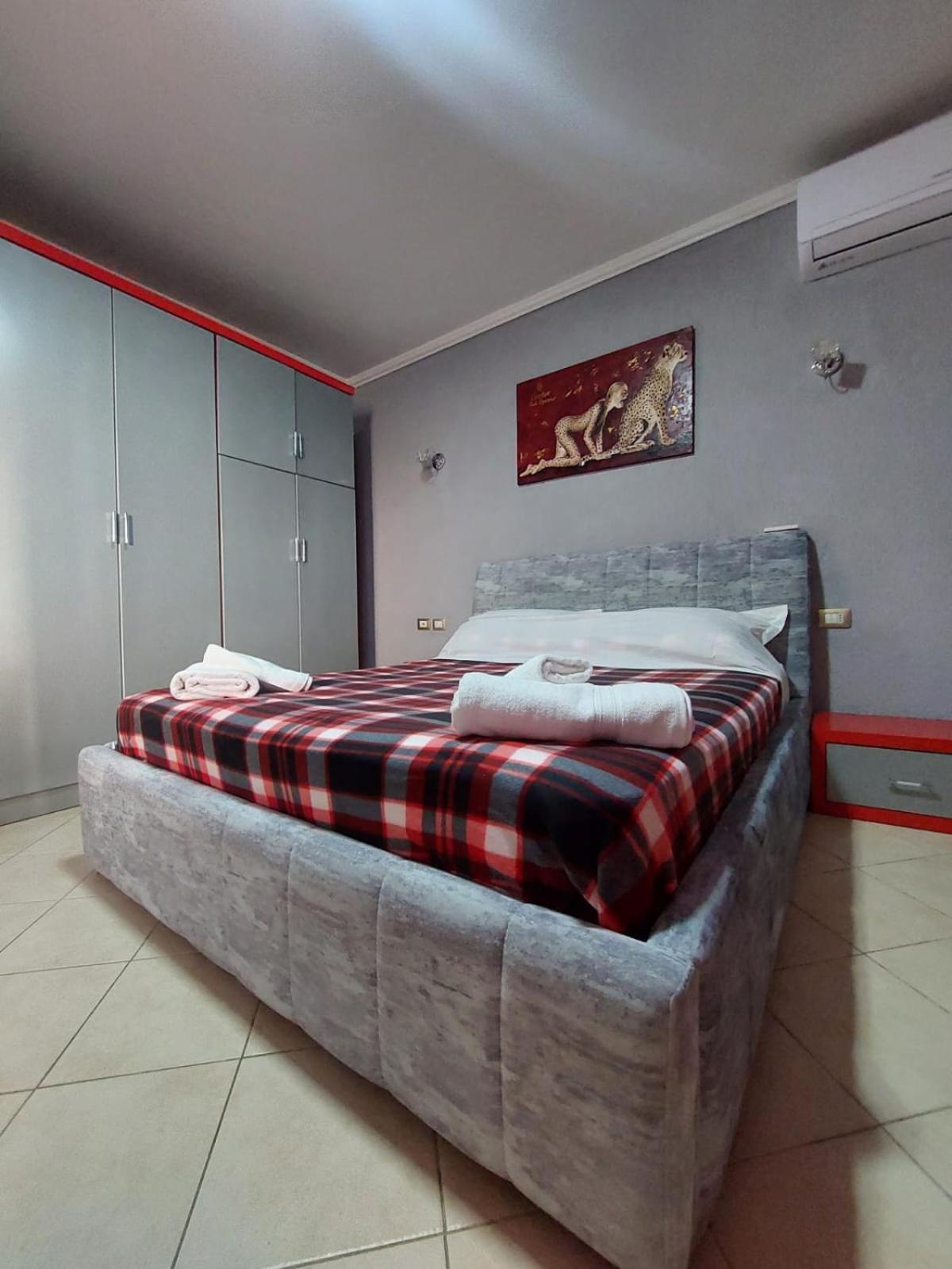 Gex Guest House 地拉那 外观 照片